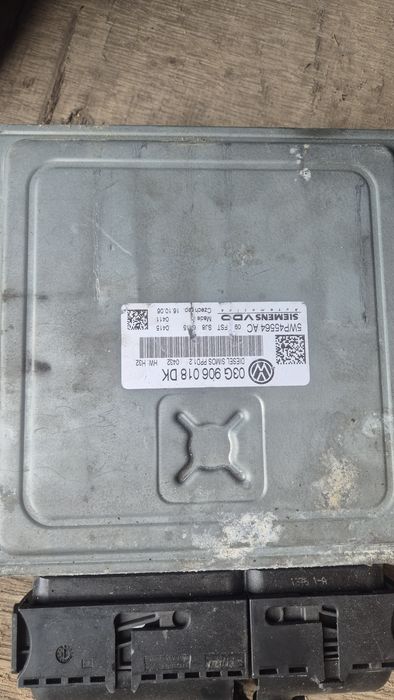 Компютър - Двигател за VW ,Сеат 1P ФР  И пасат 6 б6 2.0 170 кс 2005- 2012