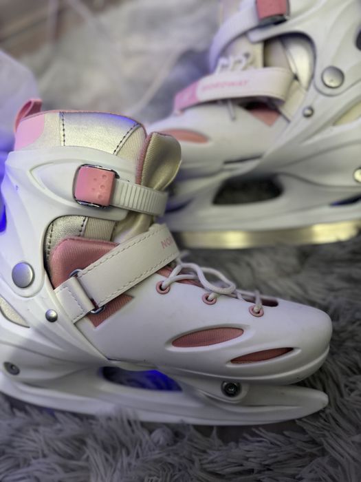 Продам коньки детские р. 34-37