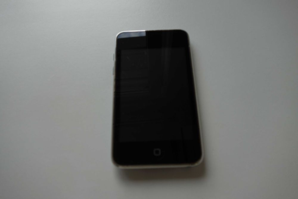 Apple iPod Touch 2nd Gen.