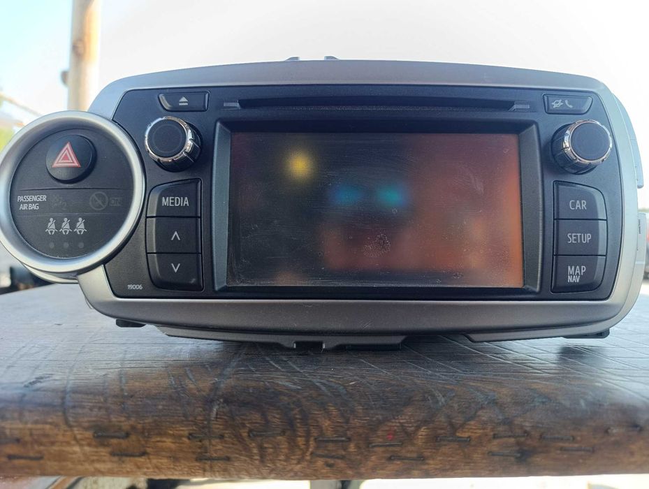 Оригинална навигация СД за Тойота Ярис / Toyota Yaris след 2011г