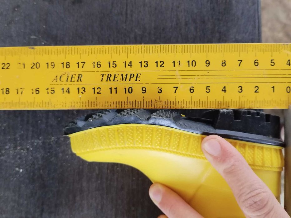 Висококачествени гумени ботушки за дете