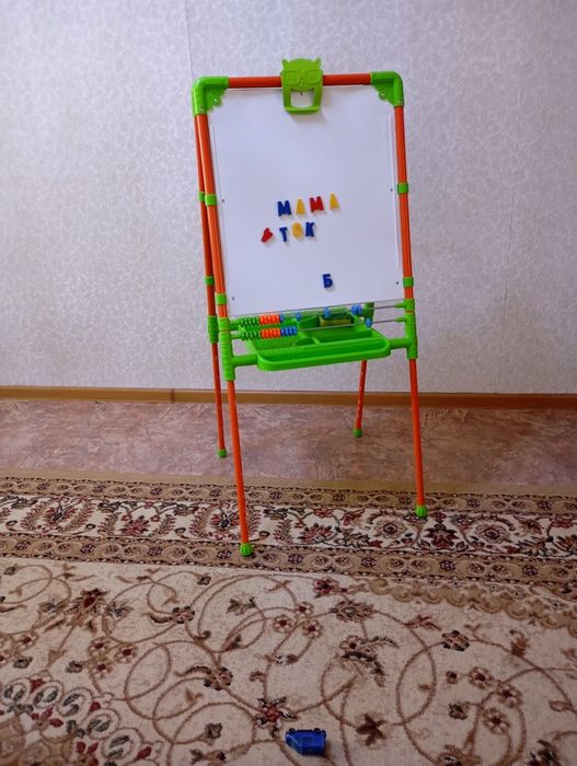 Продается мольберт