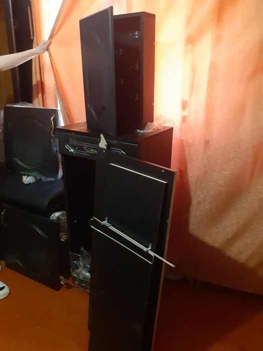 Прихожая        .