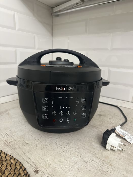 Мультиварка Instant Pot XL 7.1