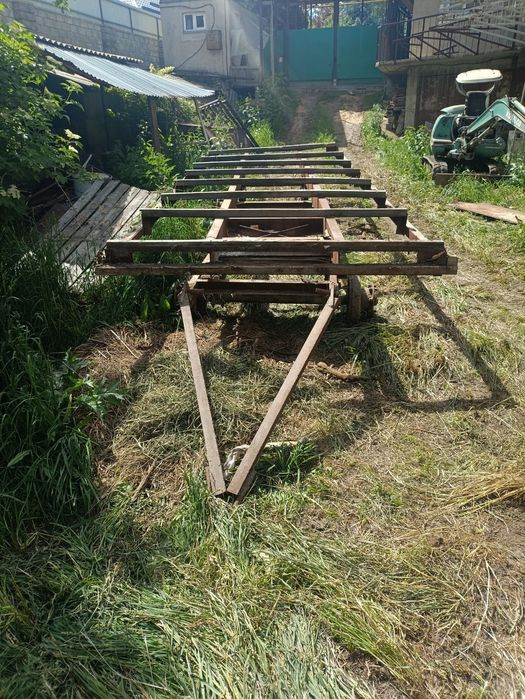 Продам прочный прицеп