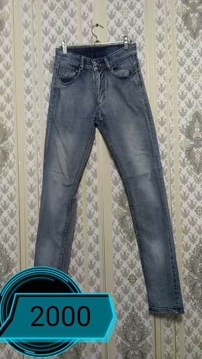 Продам джинсы для мальчиков