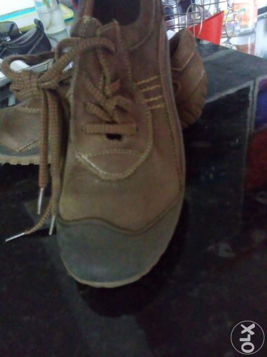 Продам детские ботиночки