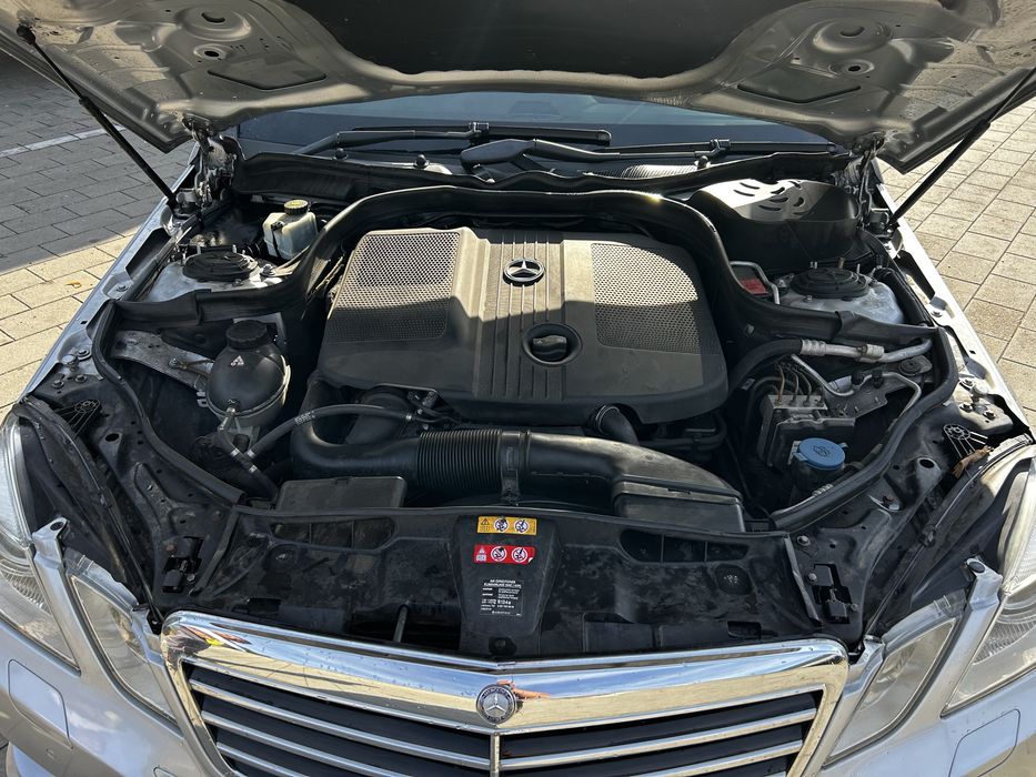 Mercedes E-class W212 2.2 biturbo 204 cai volan dreapta uk anglia