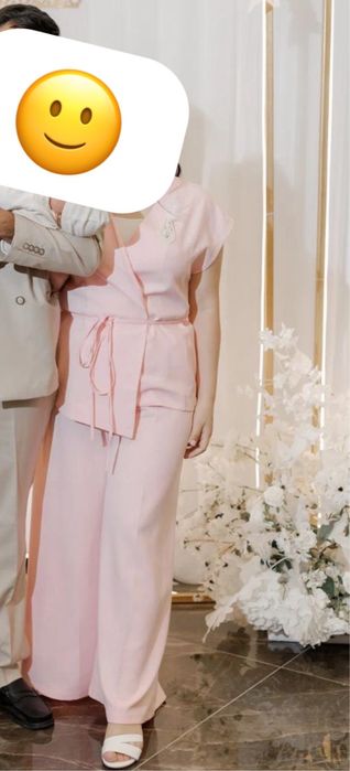 Продается платье женские