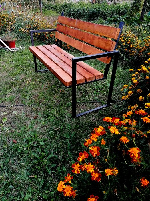 Изработка на градински пейки