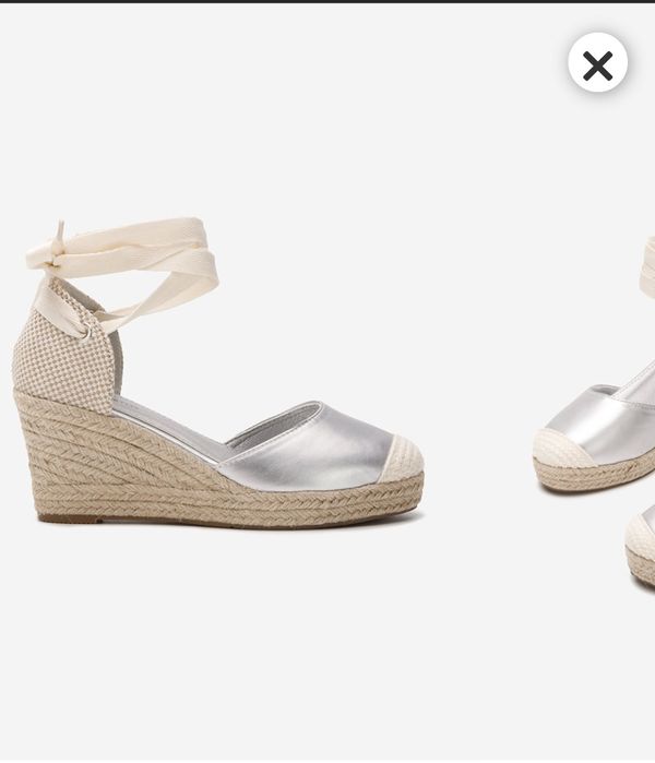 Продавам дамски еспадрили. КРАЙНА ЦЕНА.