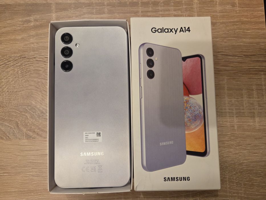 Samsung Galaxy  A14 със зарядно