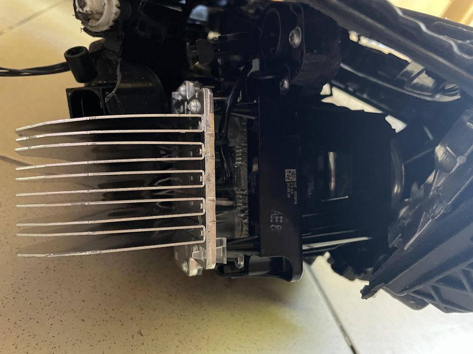 Десен фар Audi a6 c8 matrix матрикс