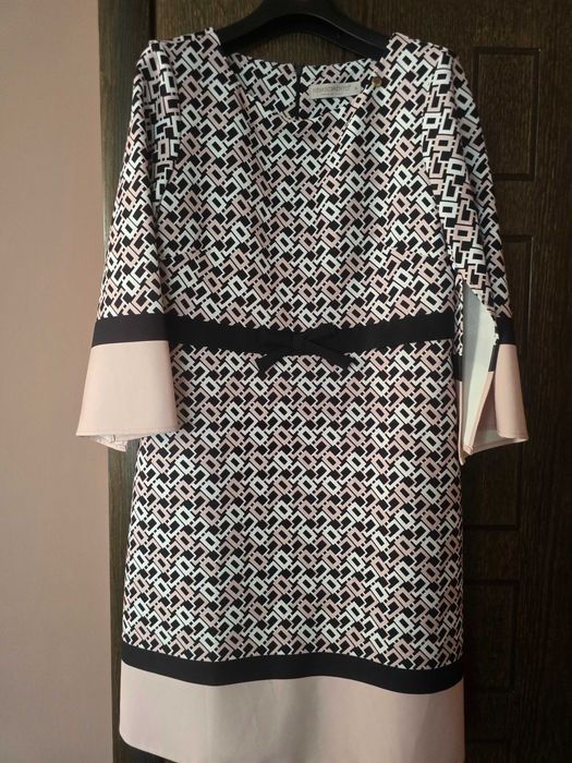 Нова рокля  Ricornimento