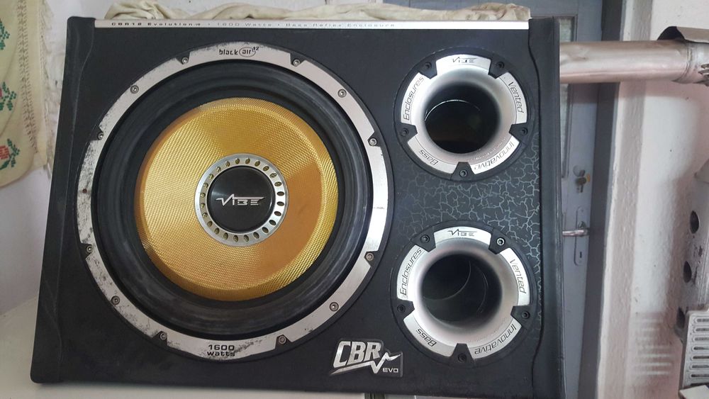 Subwoofer cu amplificare schimb cu Rostov.