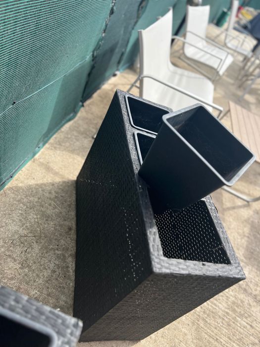 Градински мебели