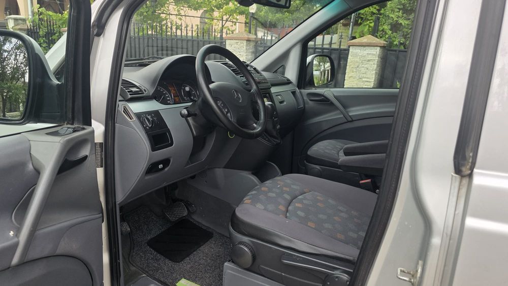 Mercedes Benz Vito 120 V6 * 3.0 CDI * An 2008 * Cutie Automata * Autoutilitara N1 * Dublu cabina 5 Locuri