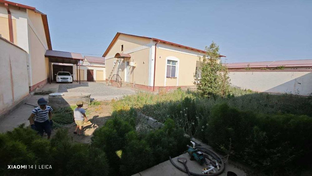 6 сотих коттедж сотилади