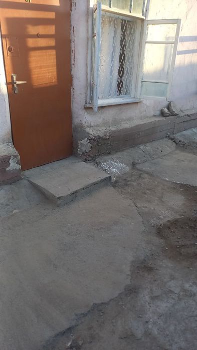 Узбум яшнобод дустлик метросида  1 хона ижарага уй