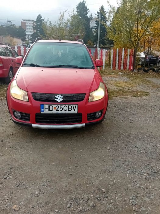 Suzuki  Roșu SX4