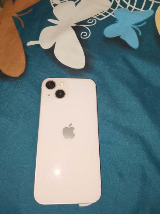 Vând iphone 13 .