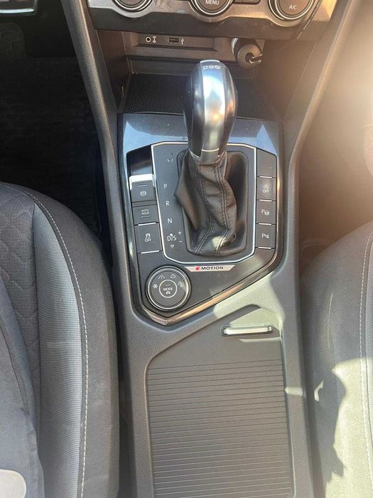 Volkswagen Tiguan Executive 2016 | 2.0 TDI | 150 CP | DSG | 4Motion