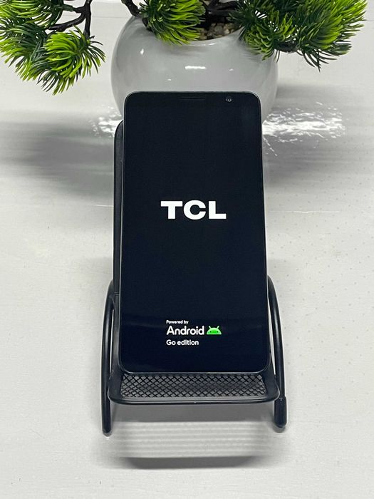 Смартфон TCL 501
