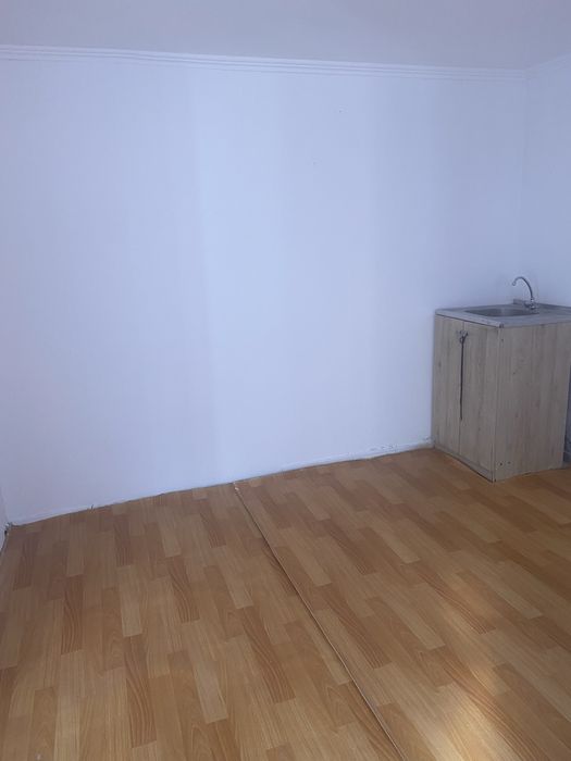 Времянка две комнаты.