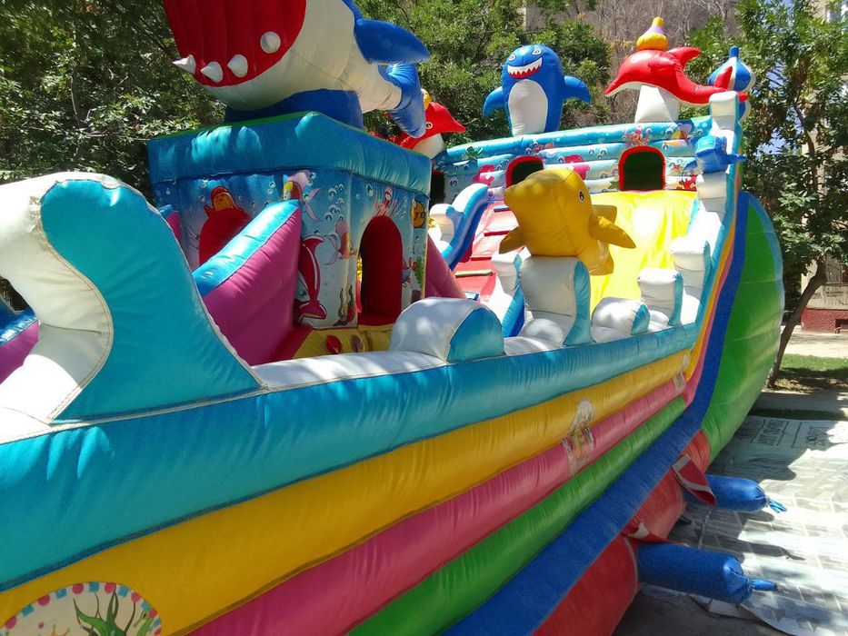 Болалар ун батут уйингохи сотилади