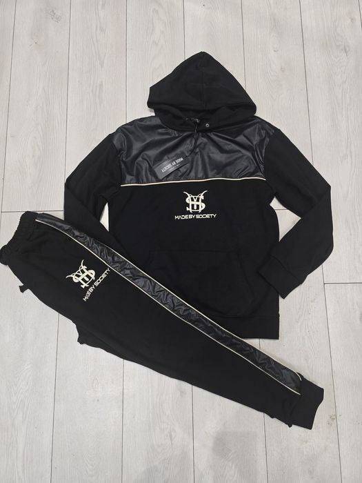 Trening Made By Society