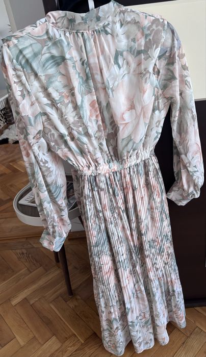 Rochie florala eleganta