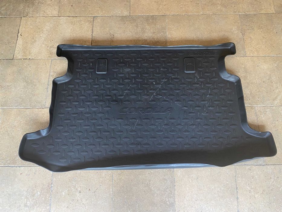 Ориг. щора, стелка и мрежа за багажник за Тойота Рав 4 и Корола