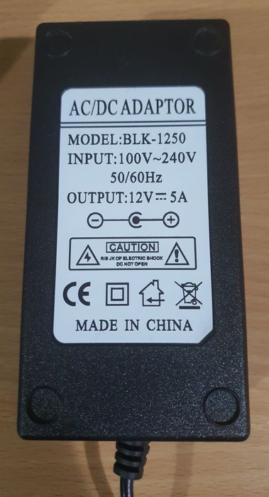 AC/DC Адаптер 12V - 5A