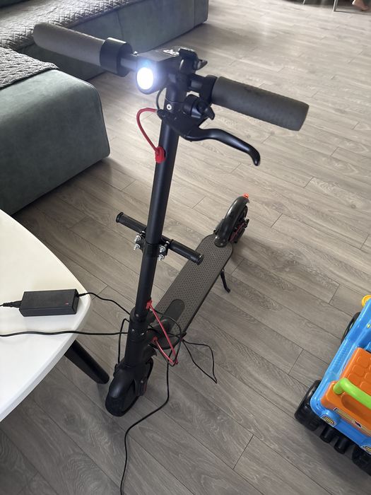 Электро самокат Xiaomi Mi Electric Scooter