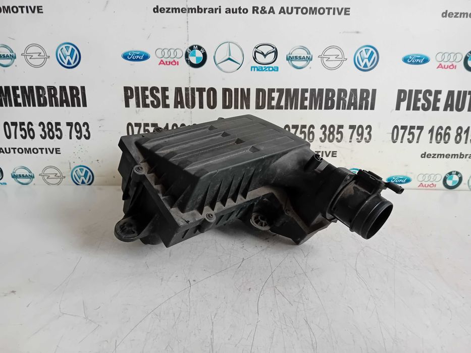 Carcasa Filtru Aer Debitmetru Aer Vw Passat B8 Golf 7 1.6 Tdi Motor DCX Cod 5Q0129607AE 04L906461B