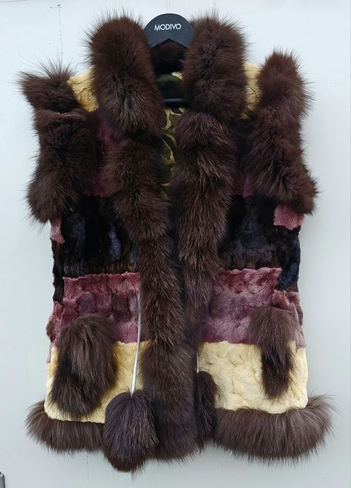 Уникален дамски елек естествен косъм лисица М размер