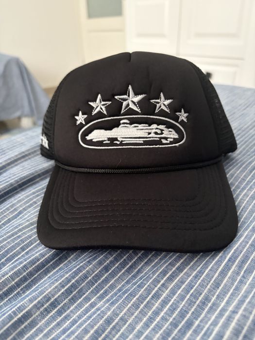Sapca corteiz neagra