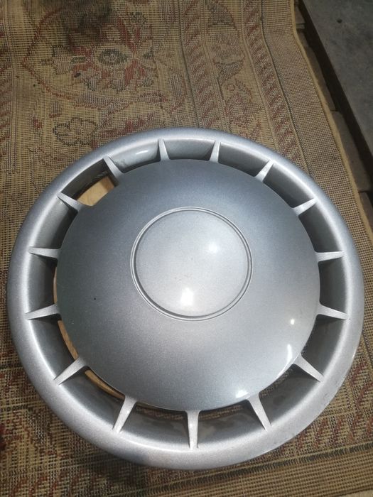 Продам колпаки на 16, 2 шт