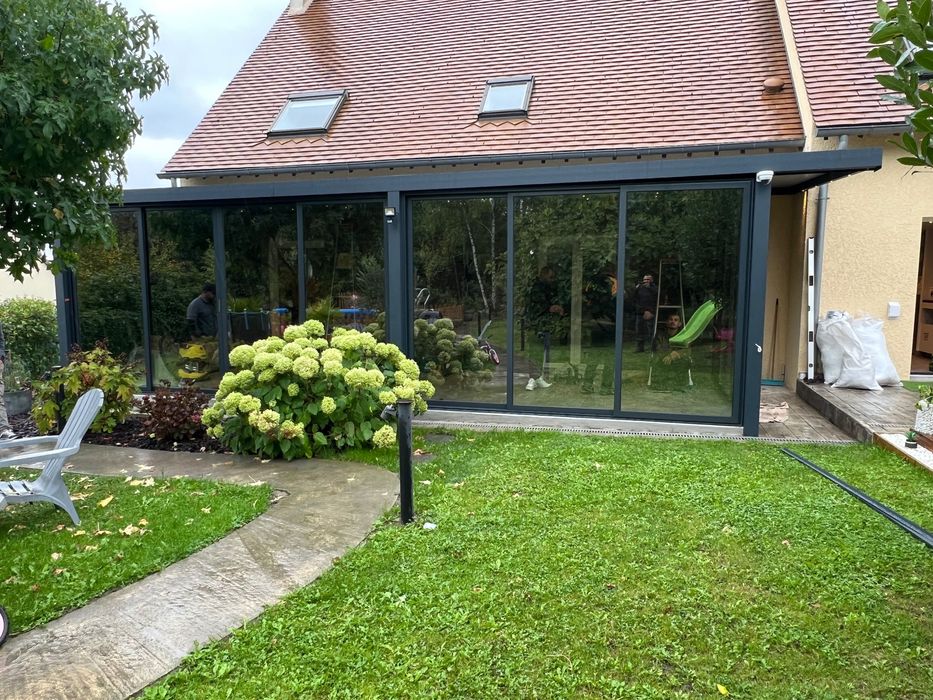 Биоклиматични перголи , Веранди , Остъкляване