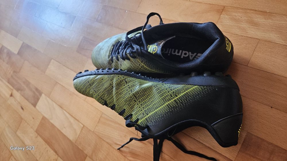 Футболни обувки-Бутонки Адмирал