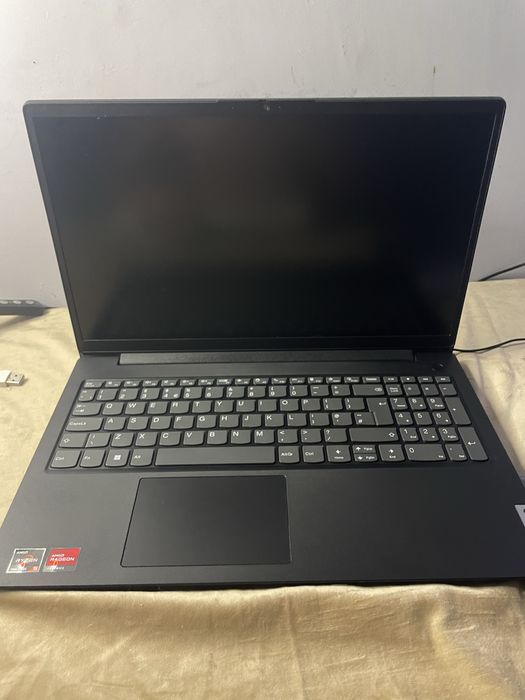 Srochna sotiladi lenovo v15 g4 amn