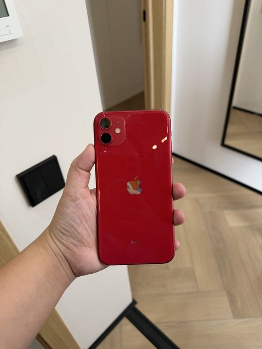 iPhone 11 128гб красный