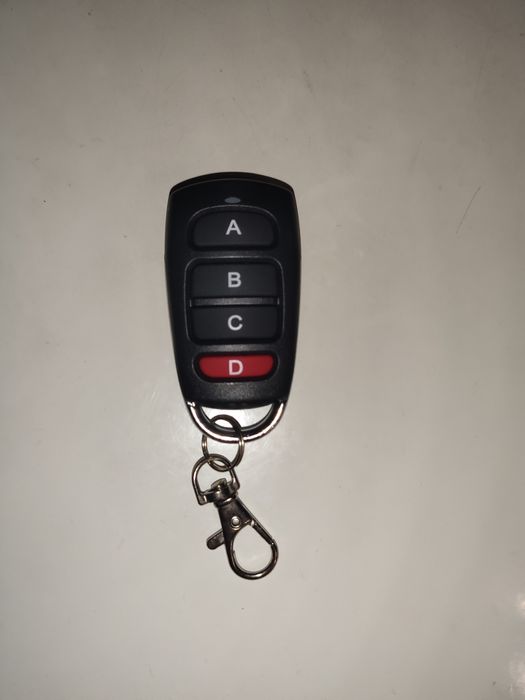 Копиращо дистанционно (433.92 MHz) за гараж/бариера/аларма