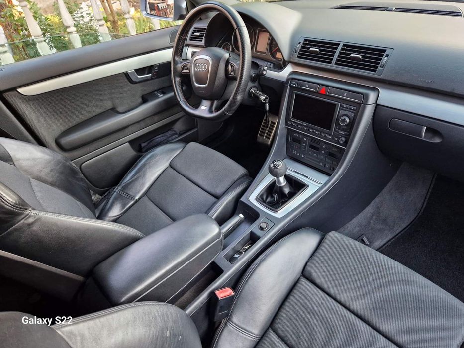 Ауди А4 Б7 на части