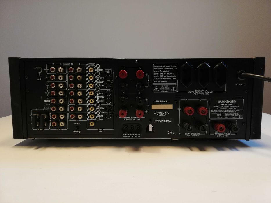 Amplificator QUADRAL model LOGIC FIVE cu telecomanda - Impecabil/Korea