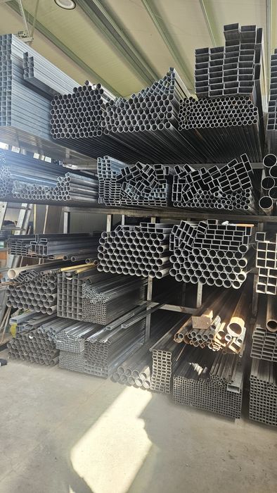 Tevi zincate rectangulare,rotunde ,patrate și negre doate dimensiunile