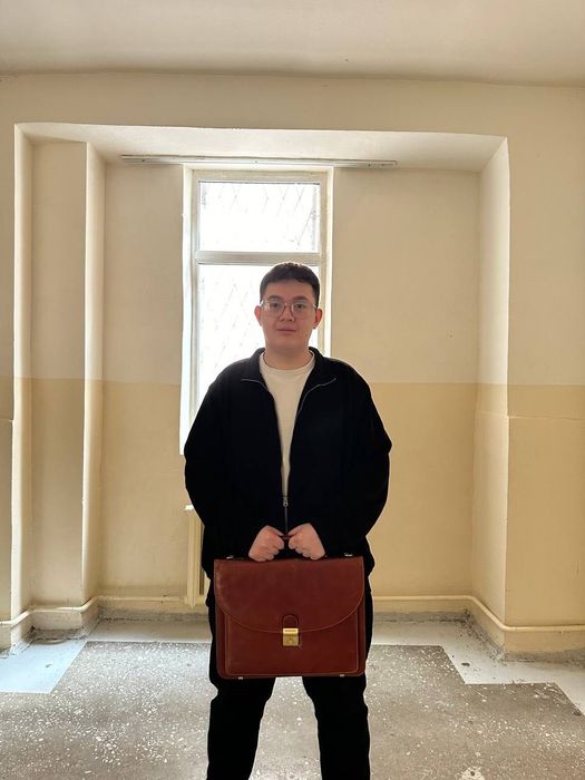 Кожаный брифкейс DAVILETTO