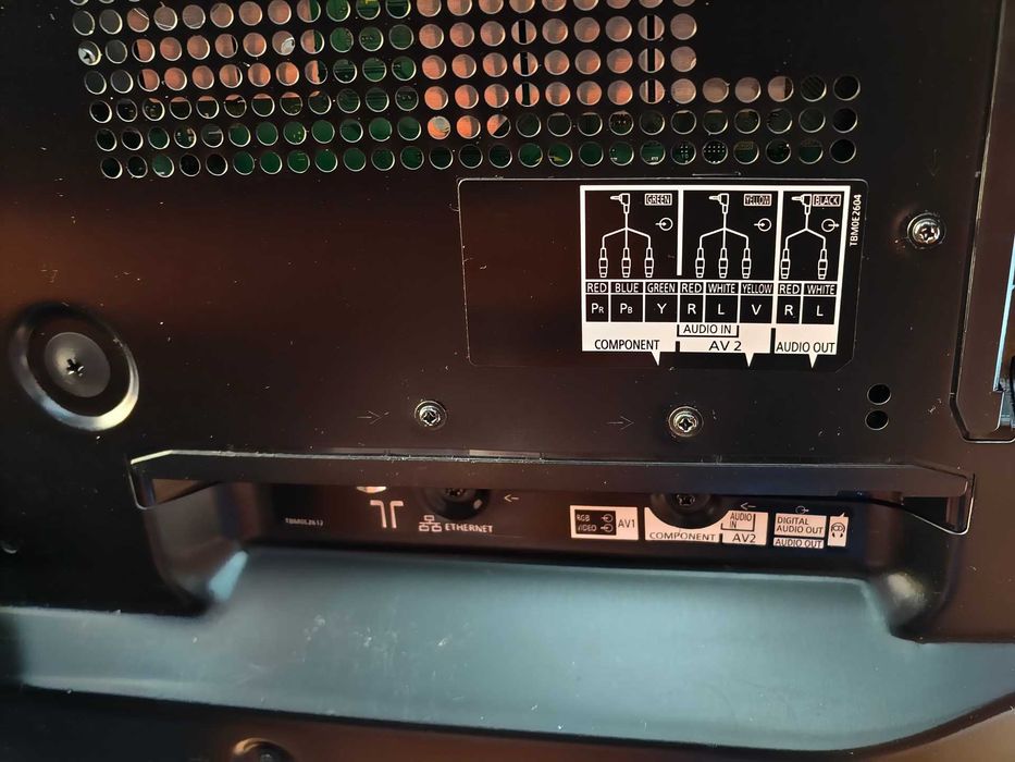Телевизор Panasonic 42"- 107см