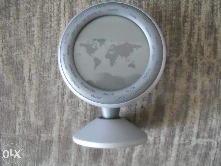 CADOU!!! Ceas de birou - press papier Ora pe Glob, absolut nou