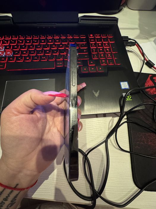 Продам Apple iphone 13pro 128mb